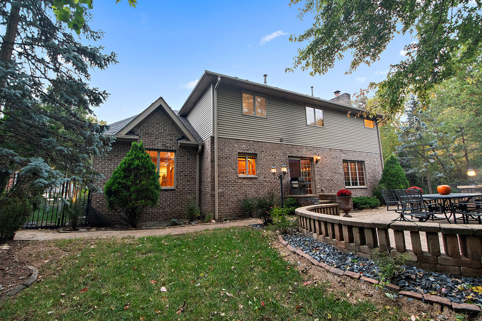 209 Linden Oaks Lane, New Lenox, IL 60451