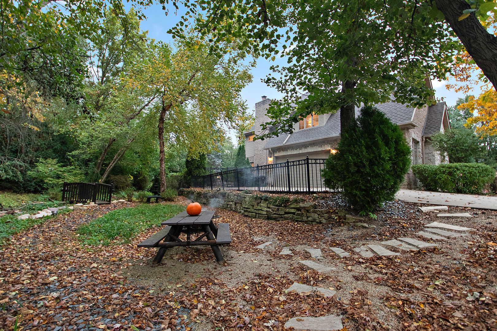 209 Linden Oaks Lane, New Lenox, IL 60451