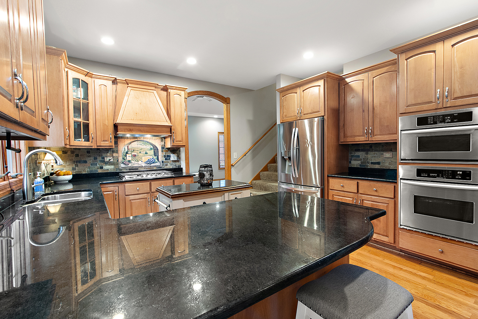 209 Linden Oaks Lane, New Lenox, IL 60451