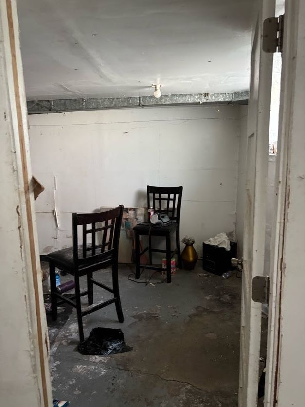 271 E 148th Street, Harvey, IL 60426