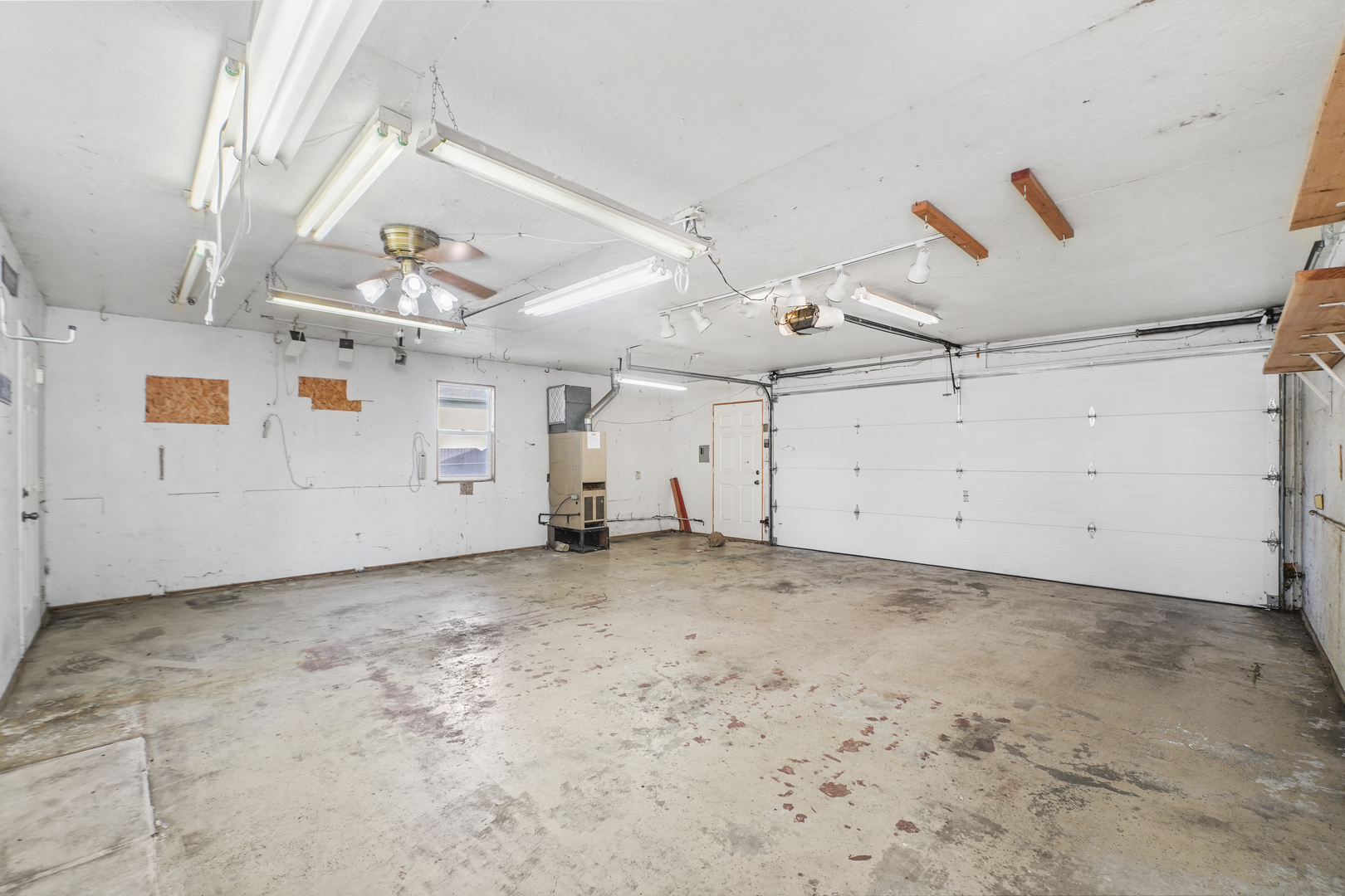 2419 Vesta Drive, Joliet, IL 60431