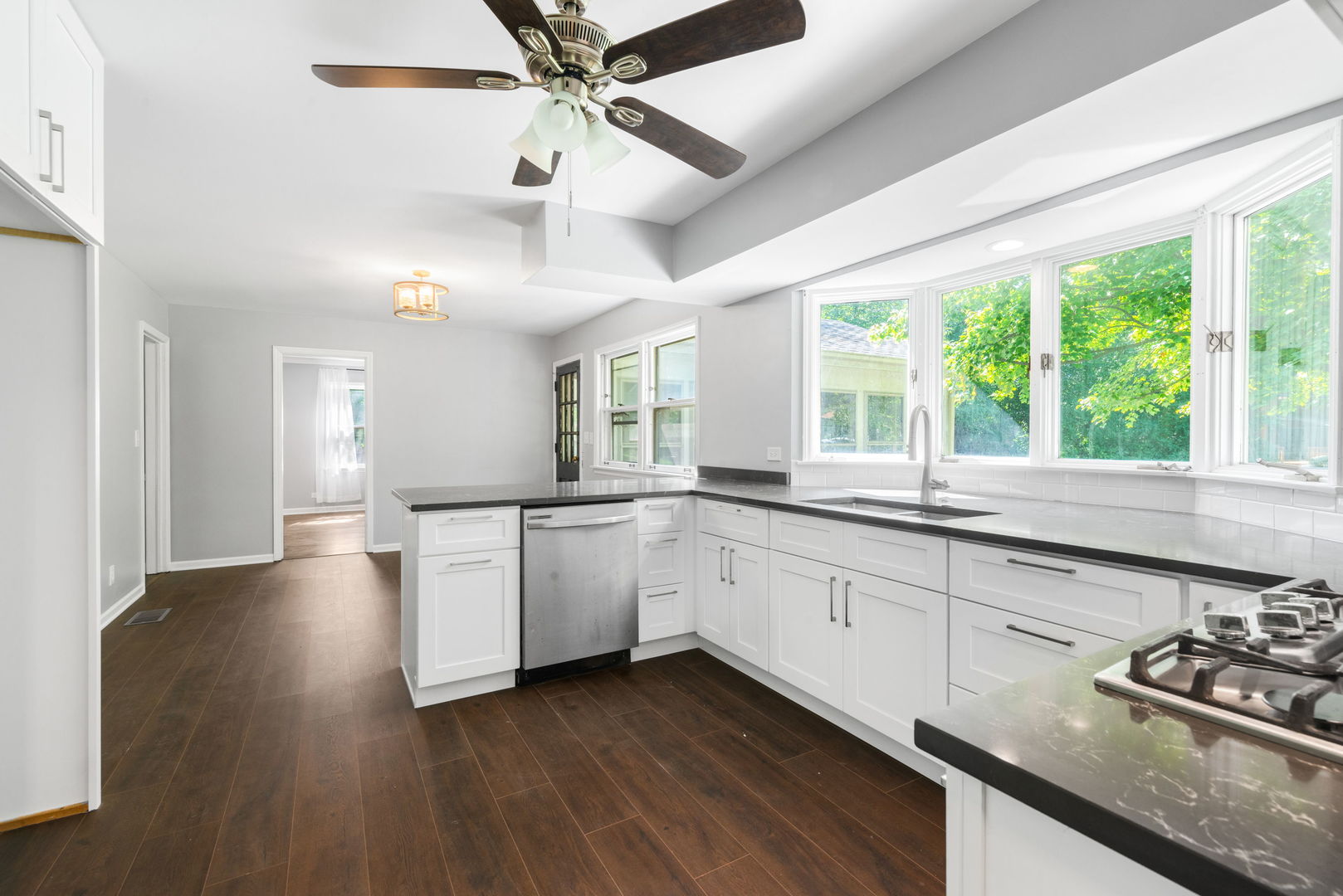 133 Mayflower Drive, Batavia, IL 60510