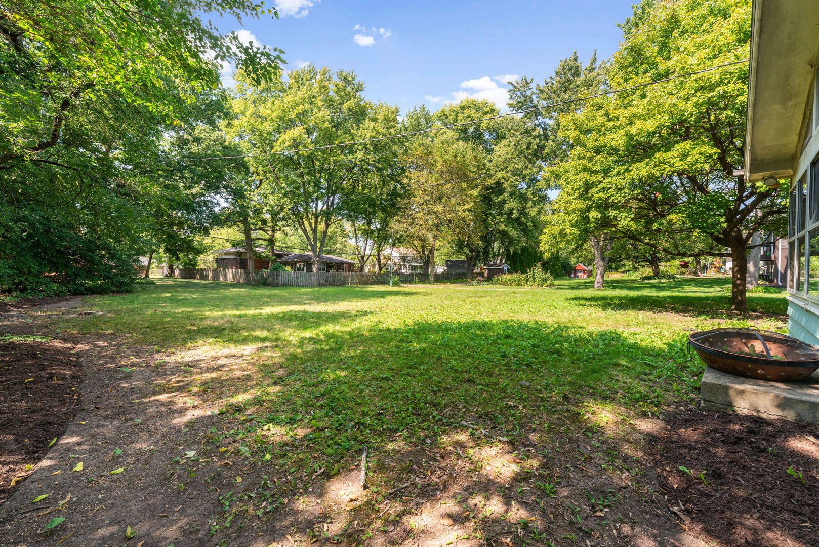 133 Mayflower Drive, Batavia, IL 60510