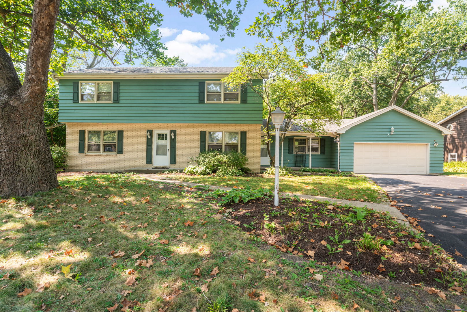 133 Mayflower Drive, Batavia, IL 60510