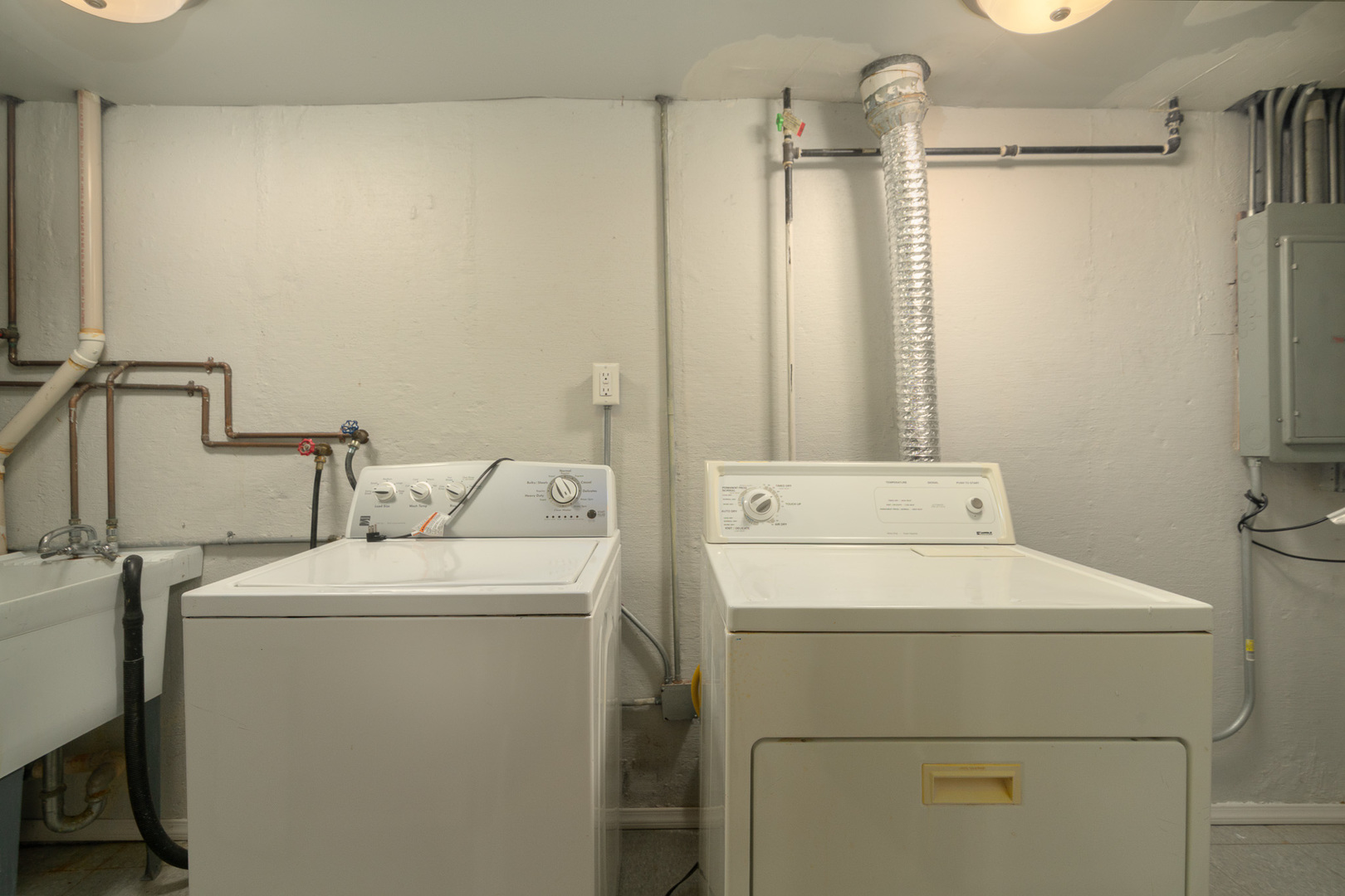 4 Cour La Salle Court, Palos Hills, IL 60465