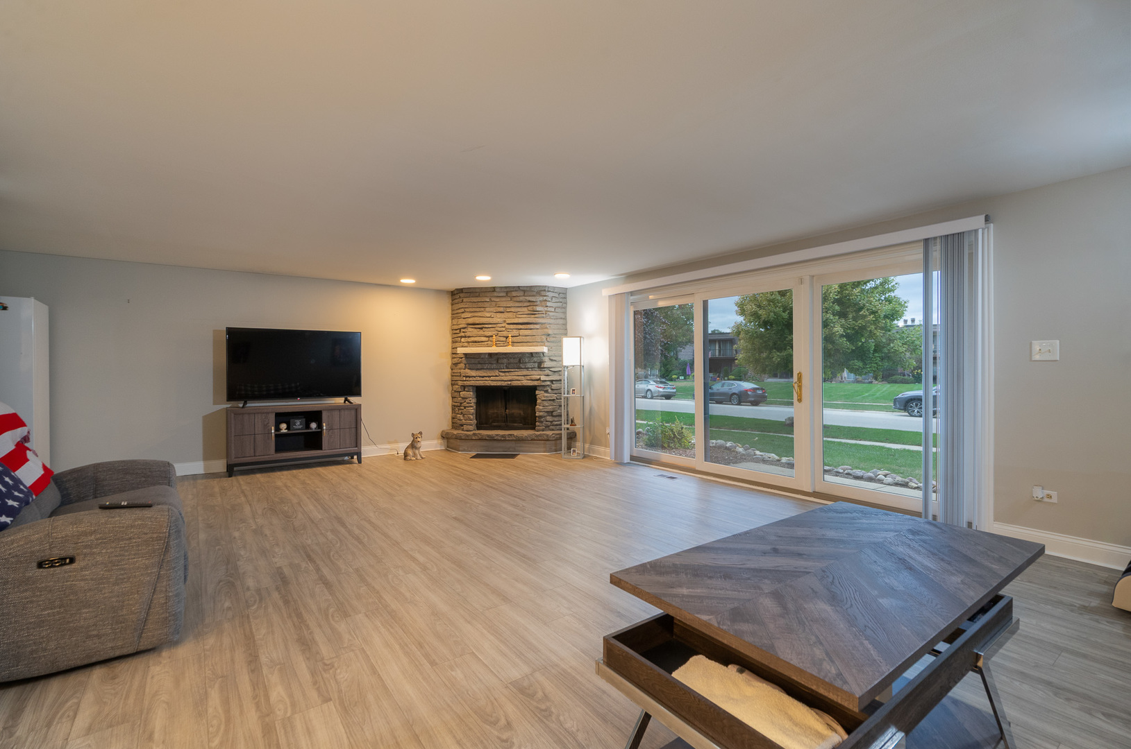 4 Cour La Salle Court, Palos Hills, IL 60465