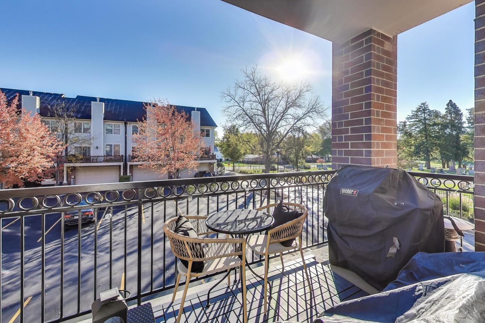 50 S Greeley Street #204, Palatine, IL 60067