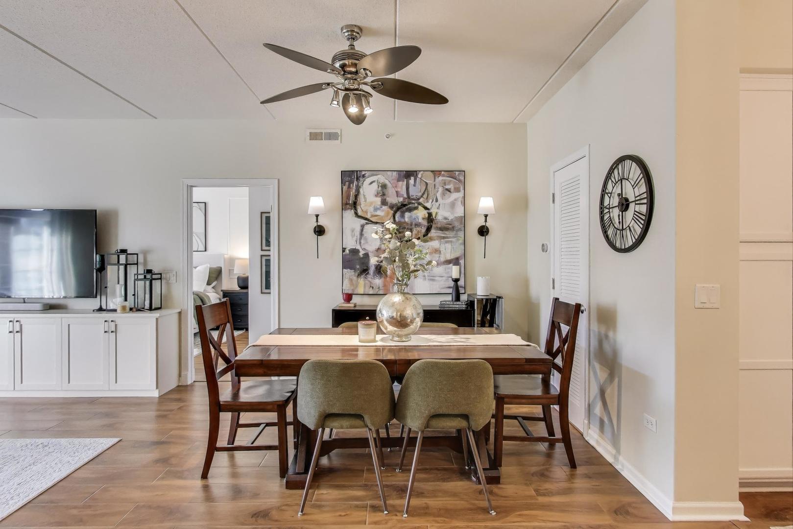 50 S Greeley Street #204, Palatine, IL 60067