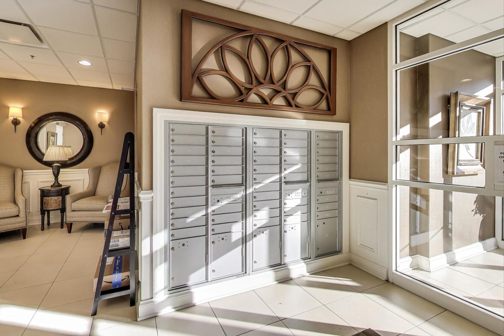 50 S Greeley Street #204, Palatine, IL 60067