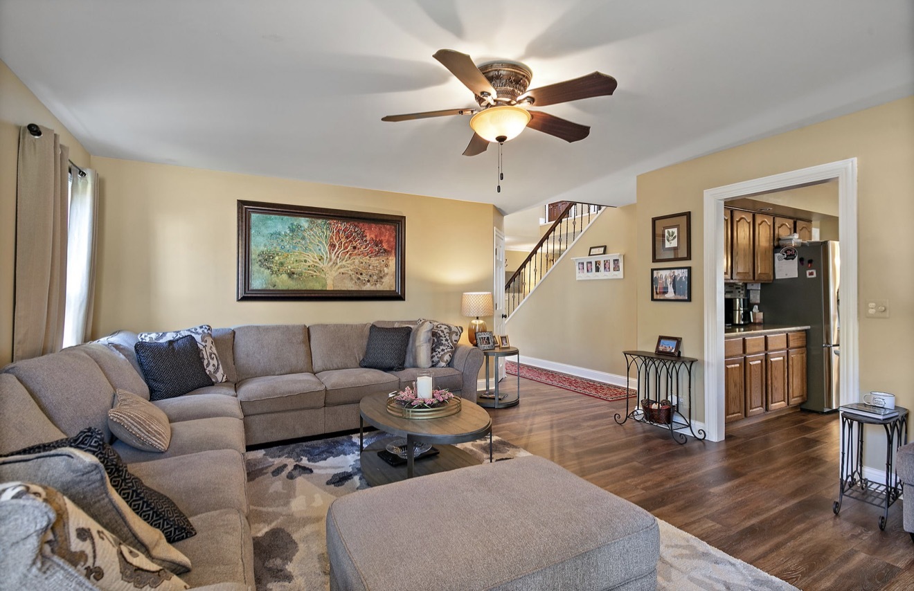 11612 Becky Lee, Huntley, IL 60142