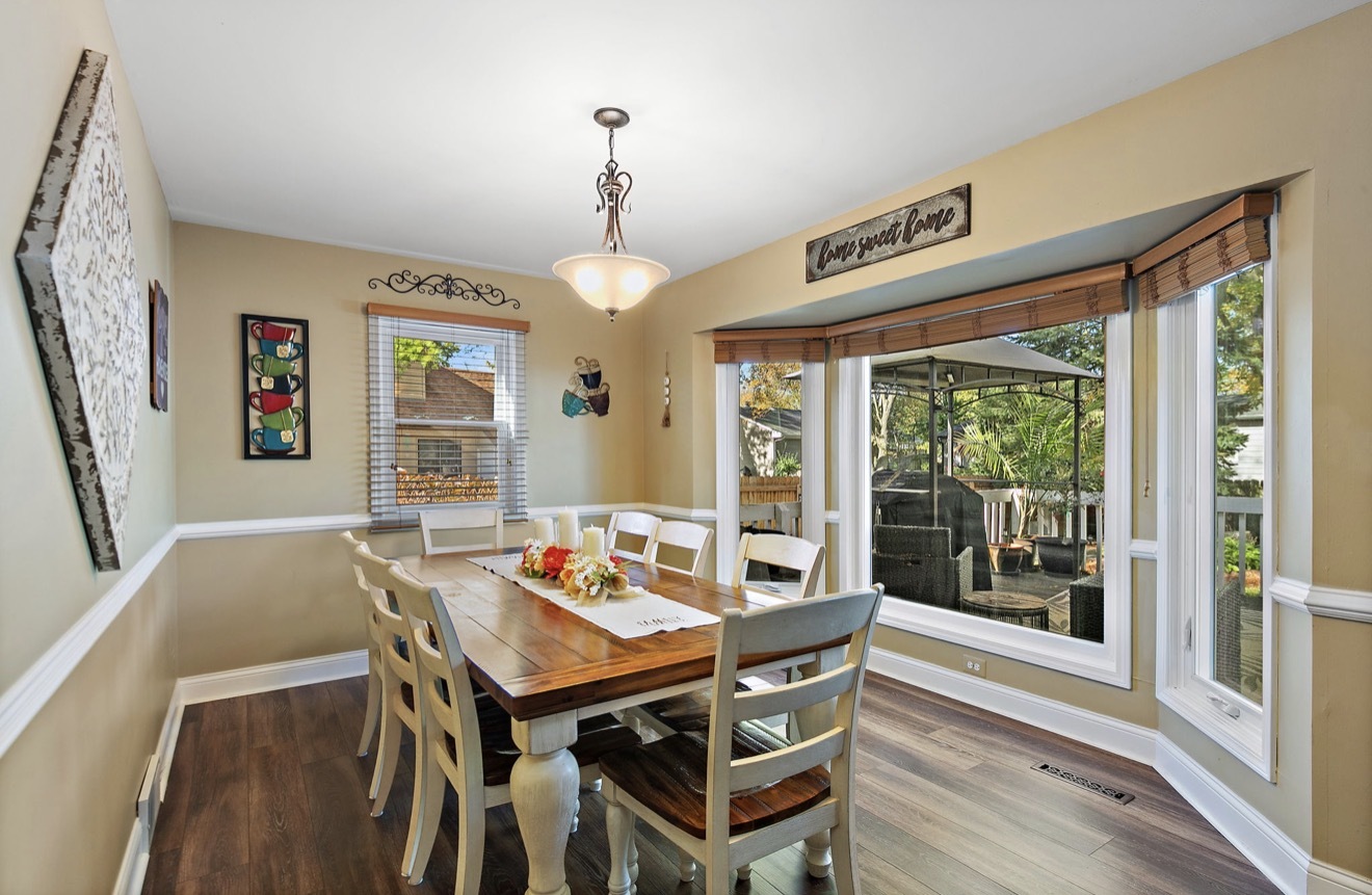 11612 Becky Lee, Huntley, IL 60142