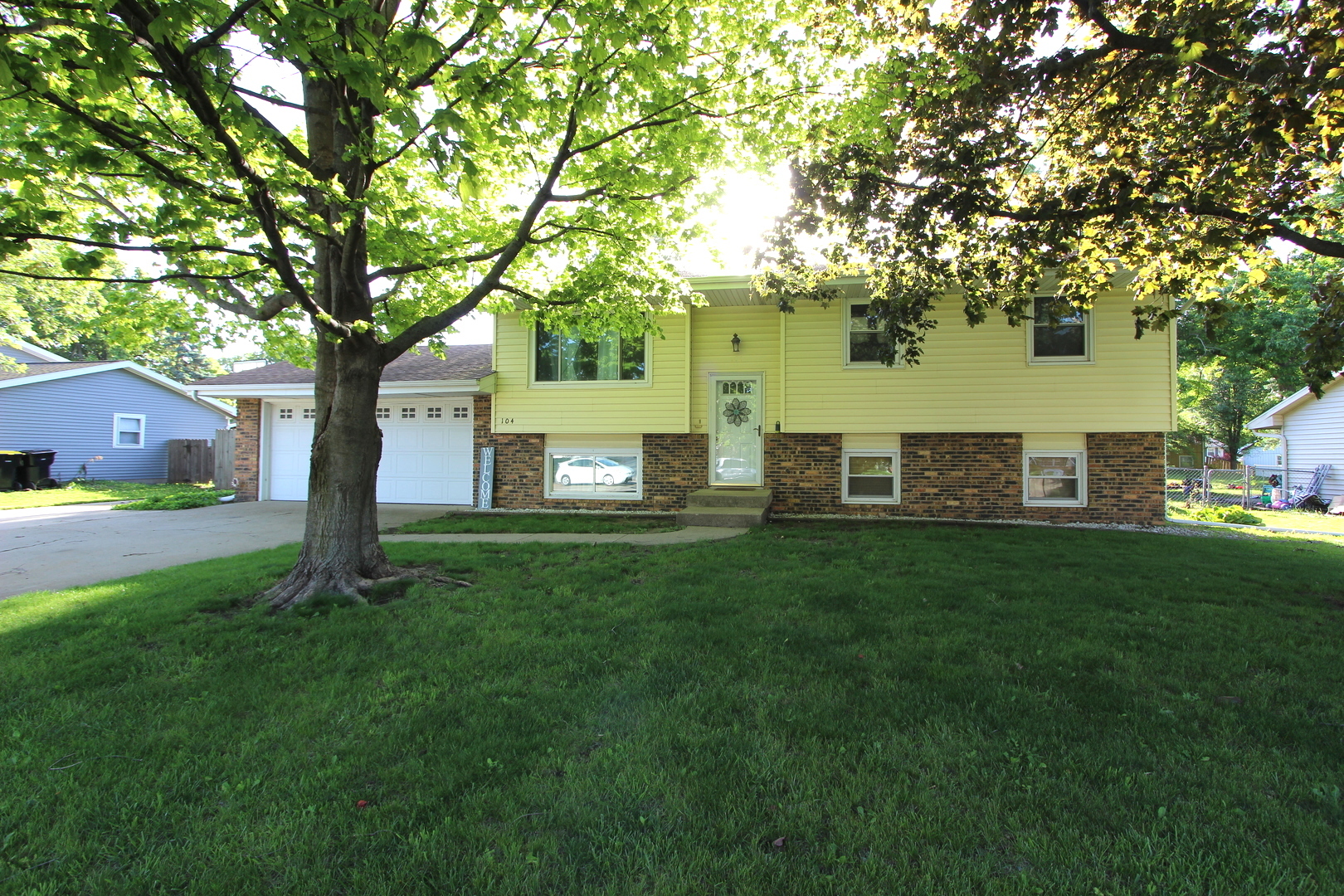 104 S Parkside Road, Normal, IL 61761