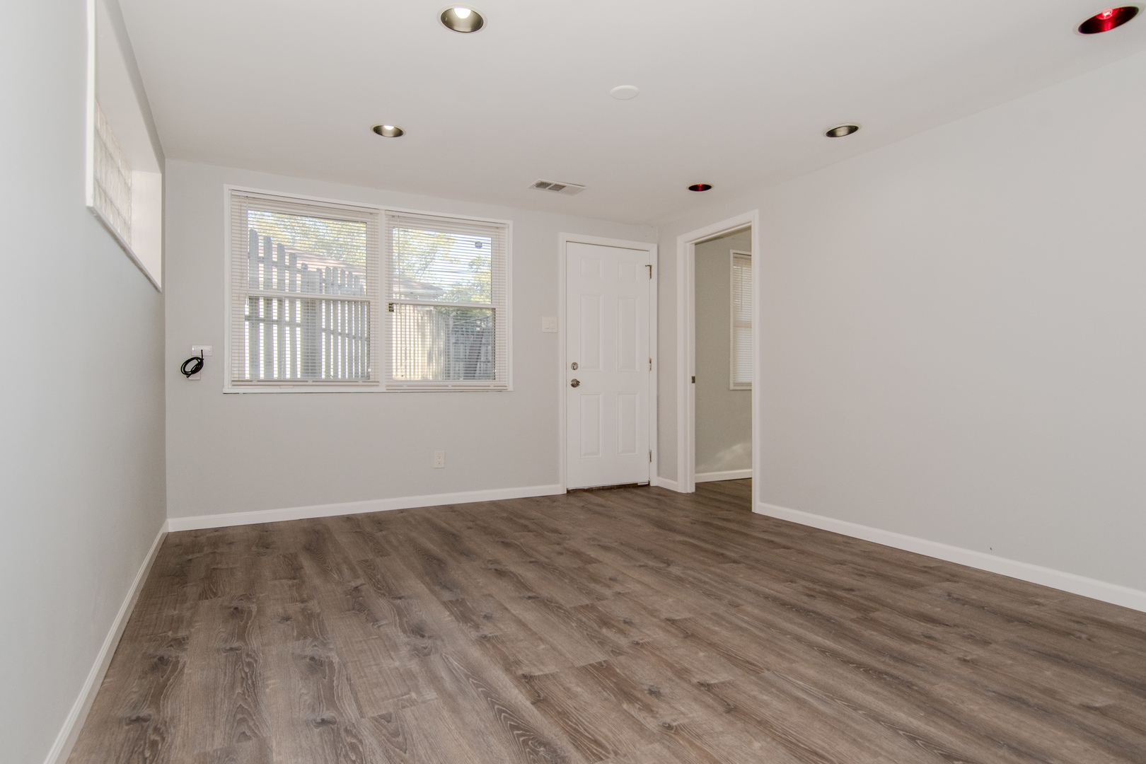 15413 Dobson Avenue, Dolton, IL 60419