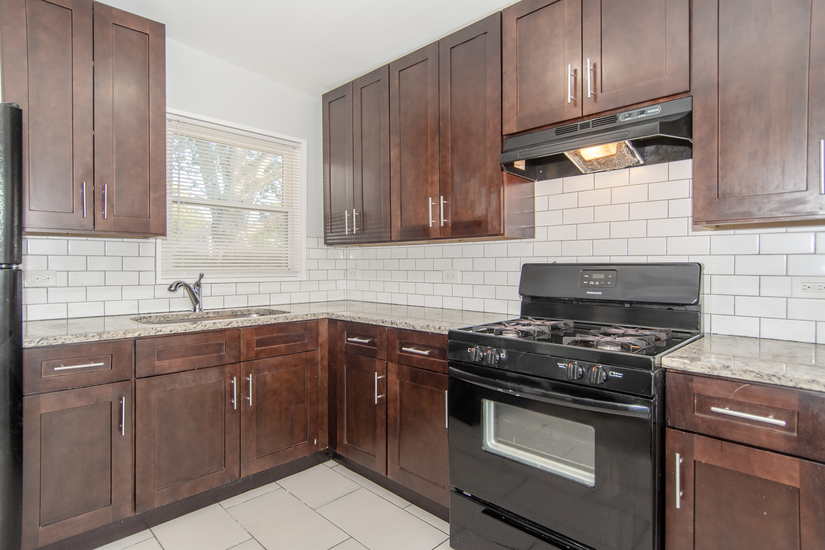 15413 Dobson Avenue, Dolton, IL 60419