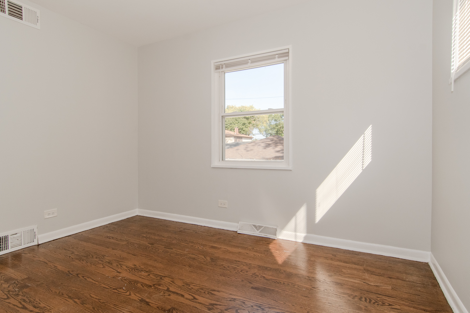 15413 Dobson Avenue, Dolton, IL 60419