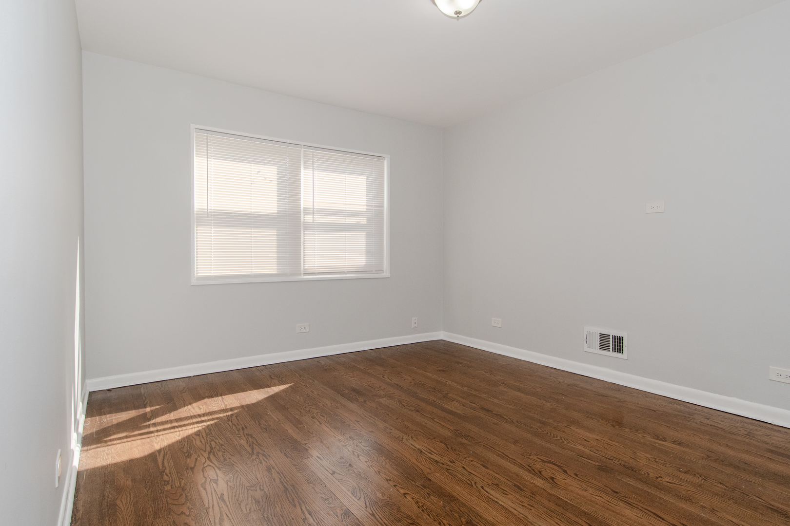 15413 Dobson Avenue, Dolton, IL 60419