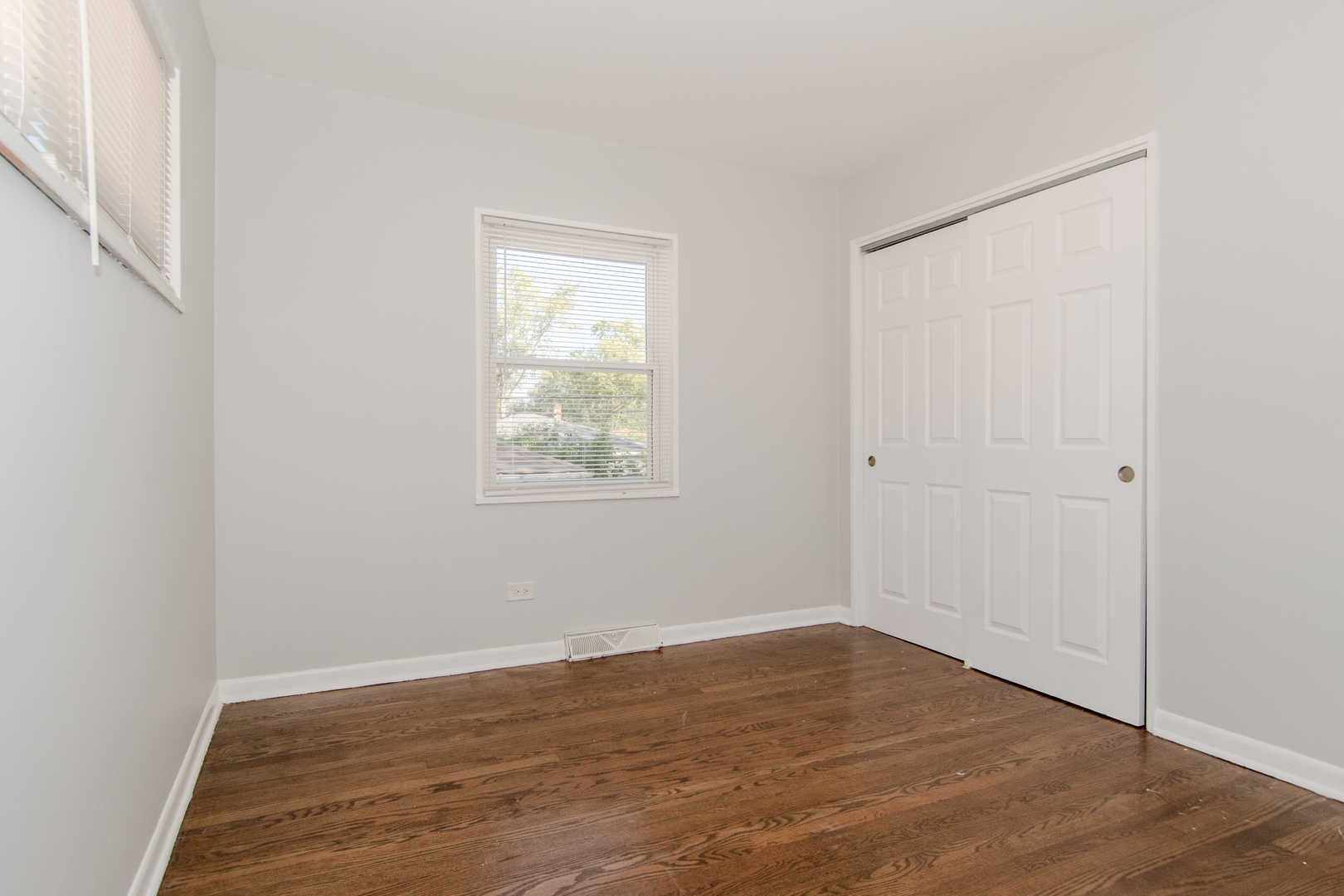 15413 Dobson Avenue, Dolton, IL 60419