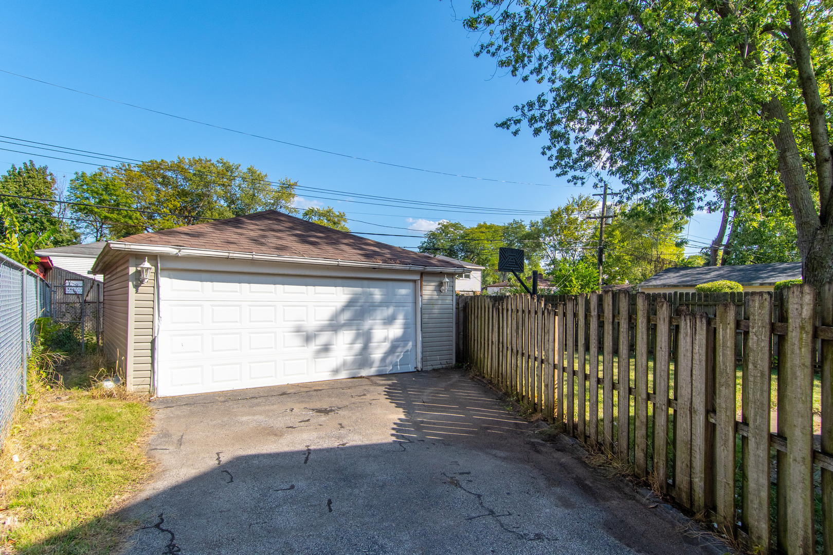 15413 Dobson Avenue, Dolton, IL 60419