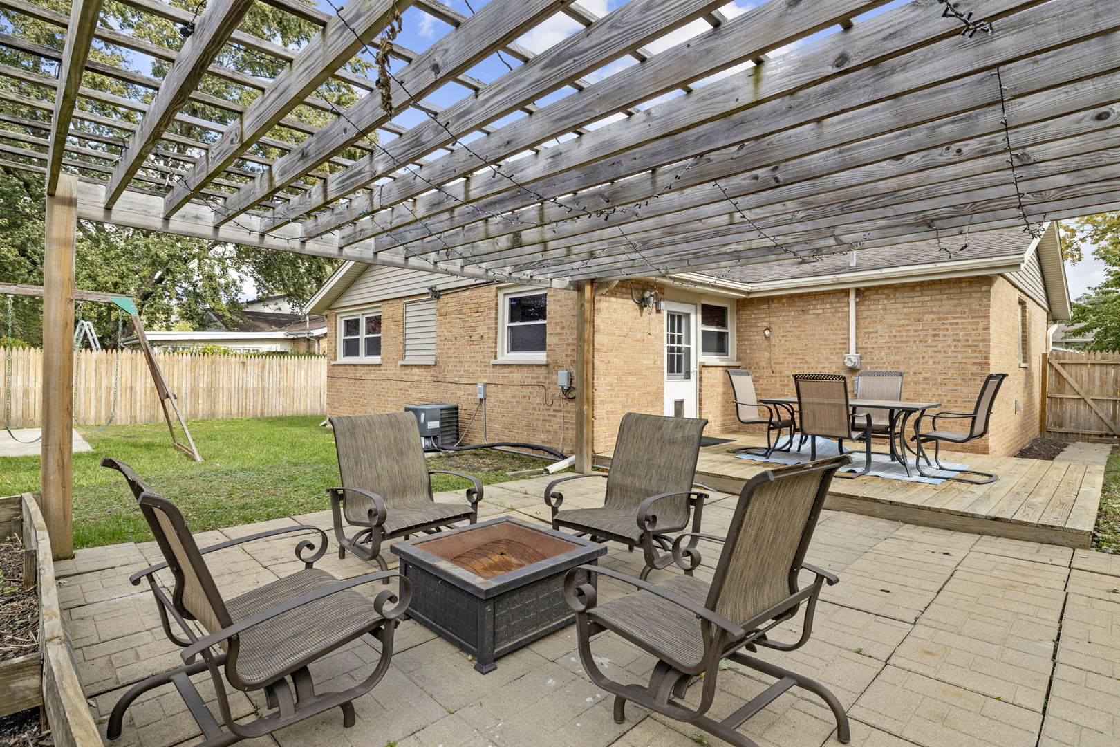 16520 Brenden Lane, Oak Forest, IL 60452
