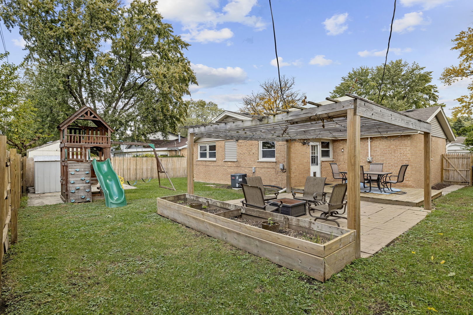 16520 Brenden Lane, Oak Forest, IL 60452