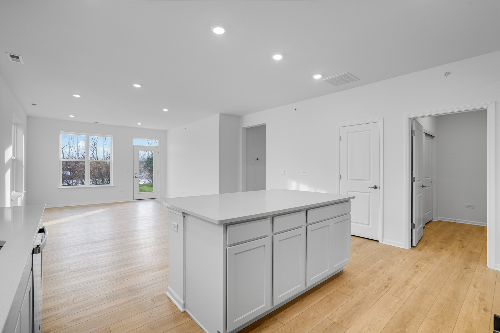 12275 Barcroft Circle, Huntley, IL 60142