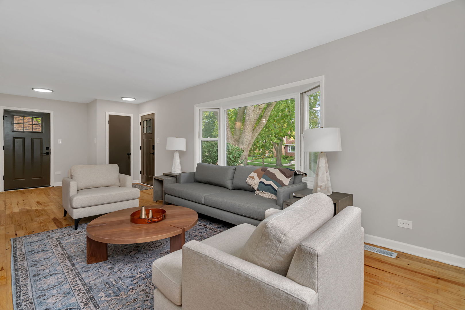 1823 Evergreen Road, Homewood, IL 60430