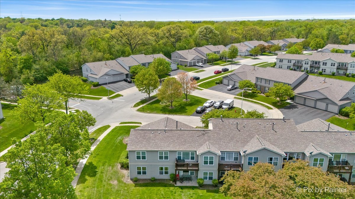 1023 Berkshire Court #C, Elgin, IL 60120