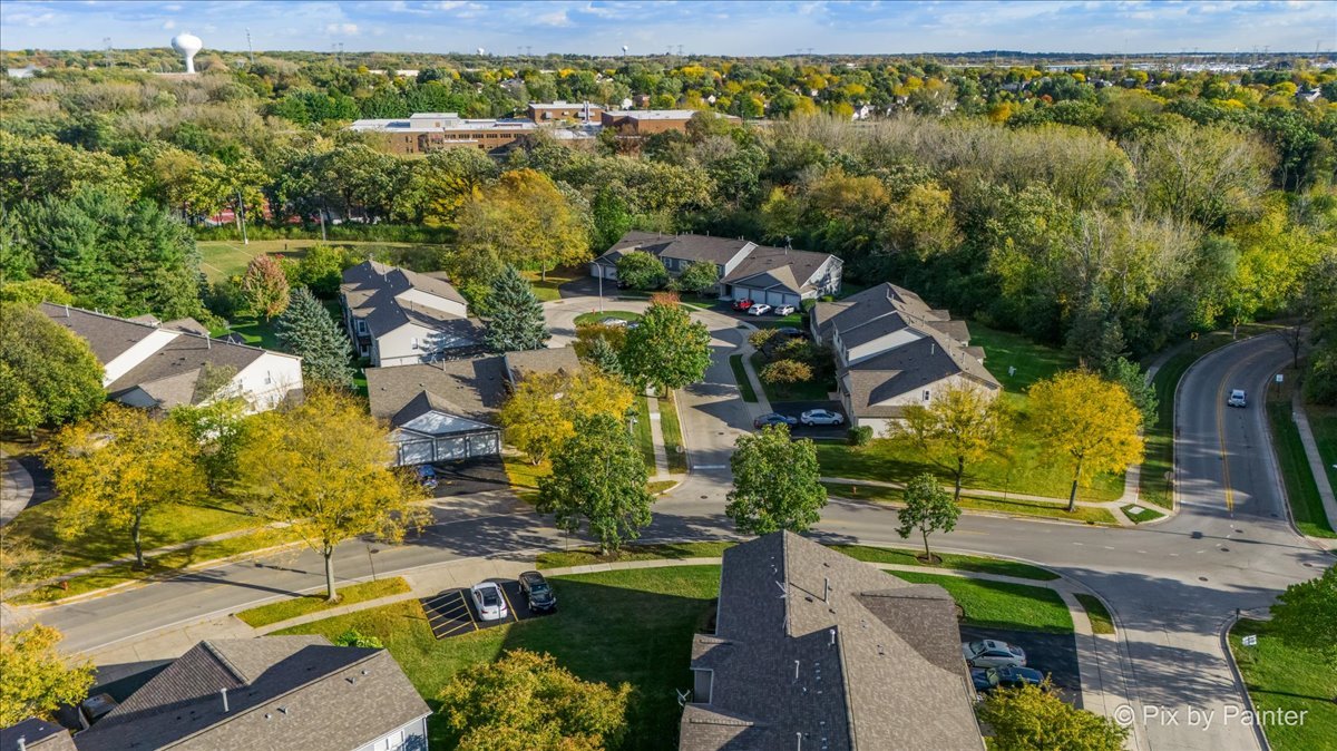 1023 Berkshire Court #C, Elgin, IL 60120