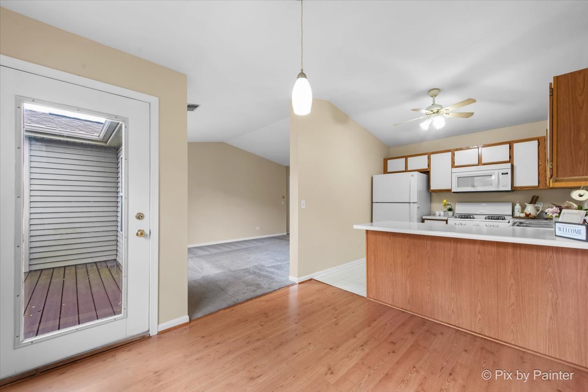 1023 Berkshire Court #C, Elgin, IL 60120
