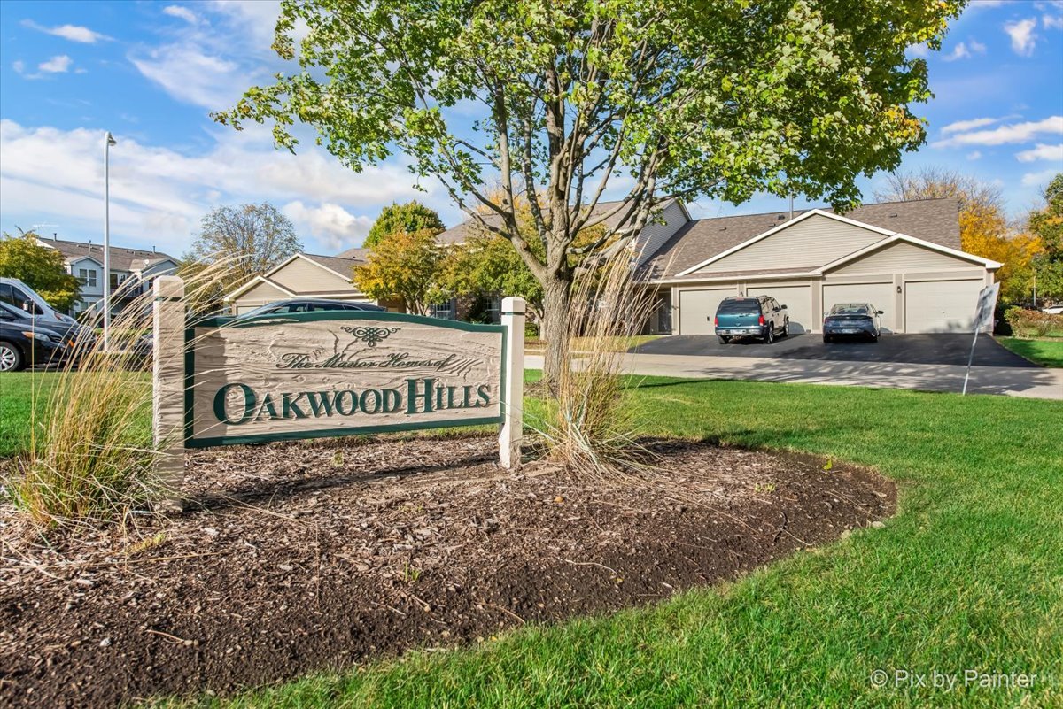 1023 Berkshire Court #C, Elgin, IL 60120