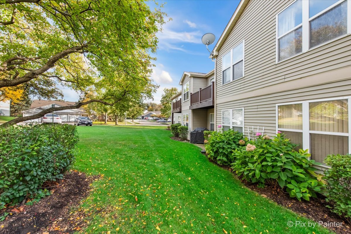 1023 Berkshire Court #C, Elgin, IL 60120