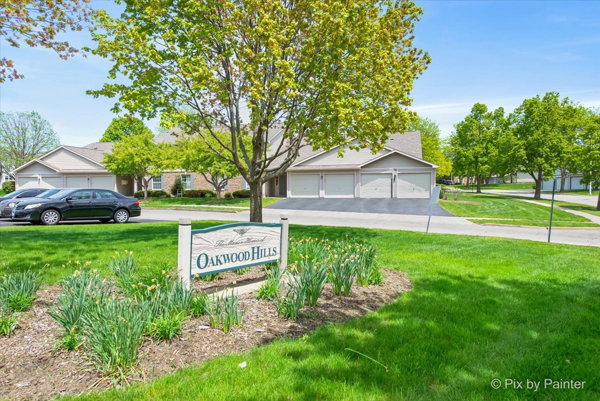 1023 Berkshire Court #C, Elgin, IL 60120