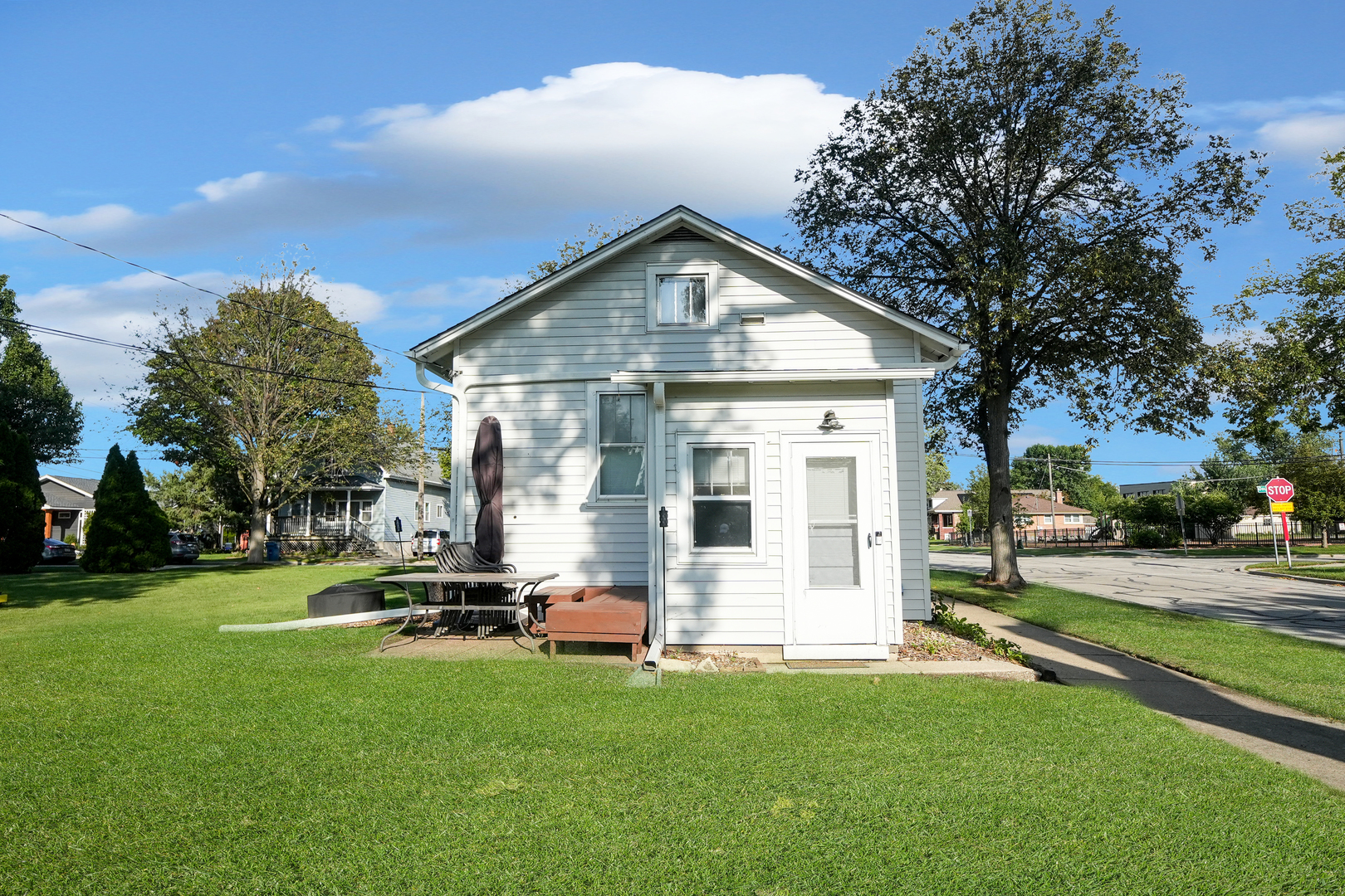 4716 Douglas Road, Downers Grove, IL 60515