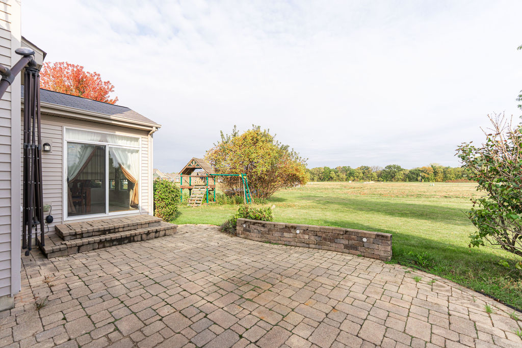 508 Winding Trail, Genoa, IL 60135