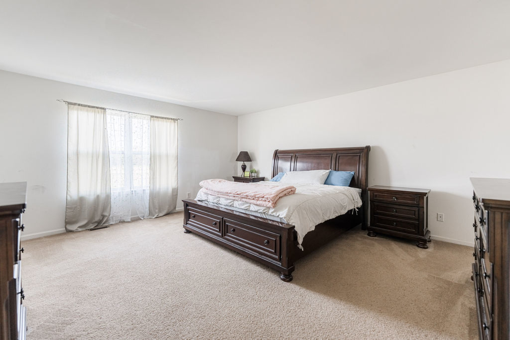 508 Winding Trail, Genoa, IL 60135