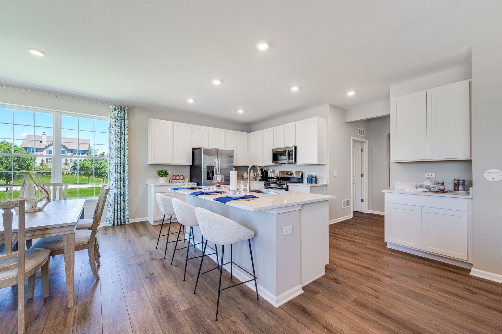 2331 Stone Creek Drive, New Lenox, IL 60451