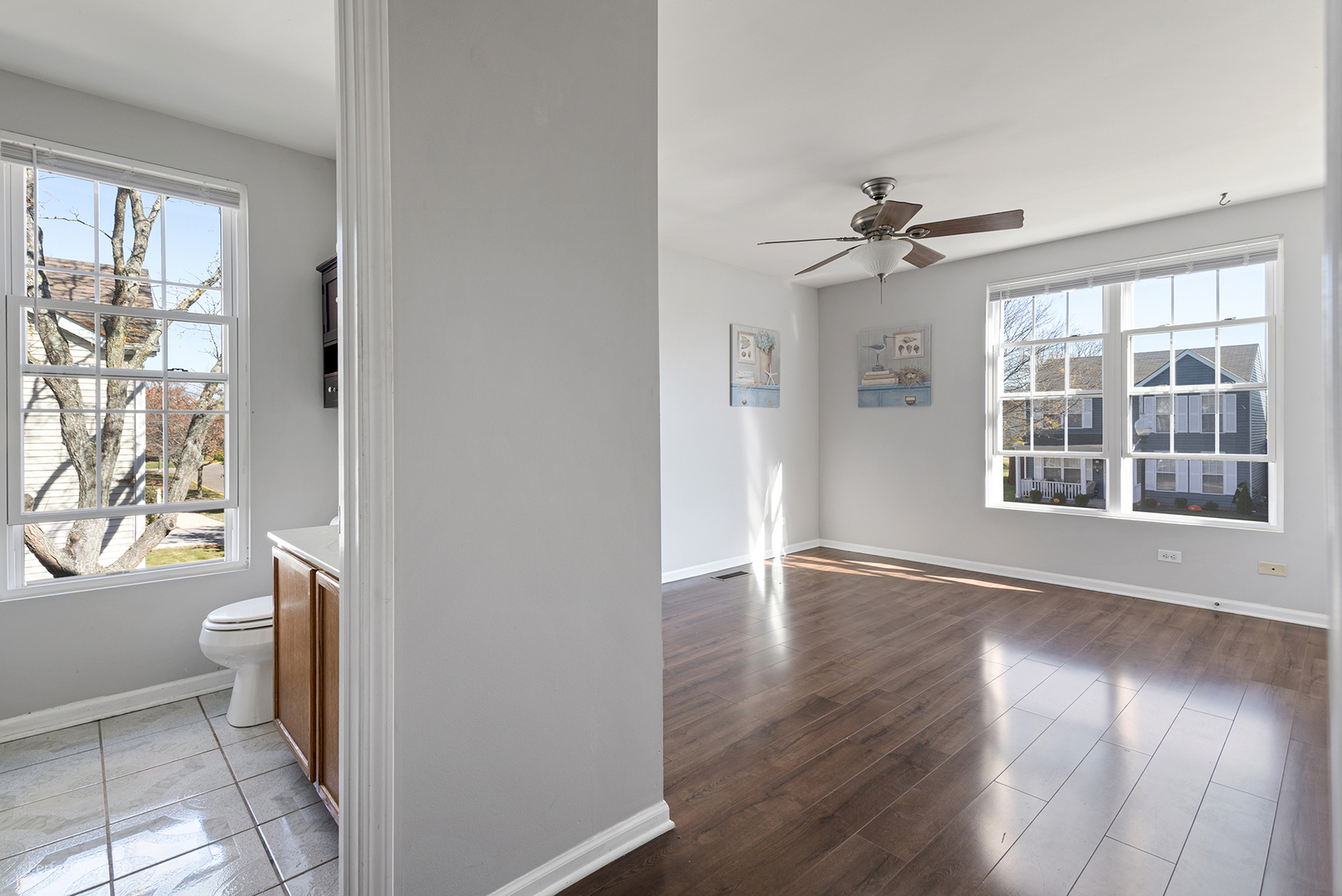 1093 SYMPHONY Drive #1093, Aurora, IL 60504