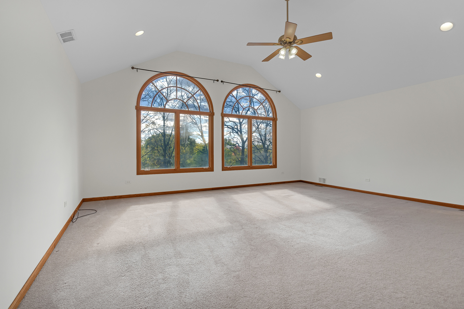 27514 N Forest Garden Road, Wauconda, IL 60084