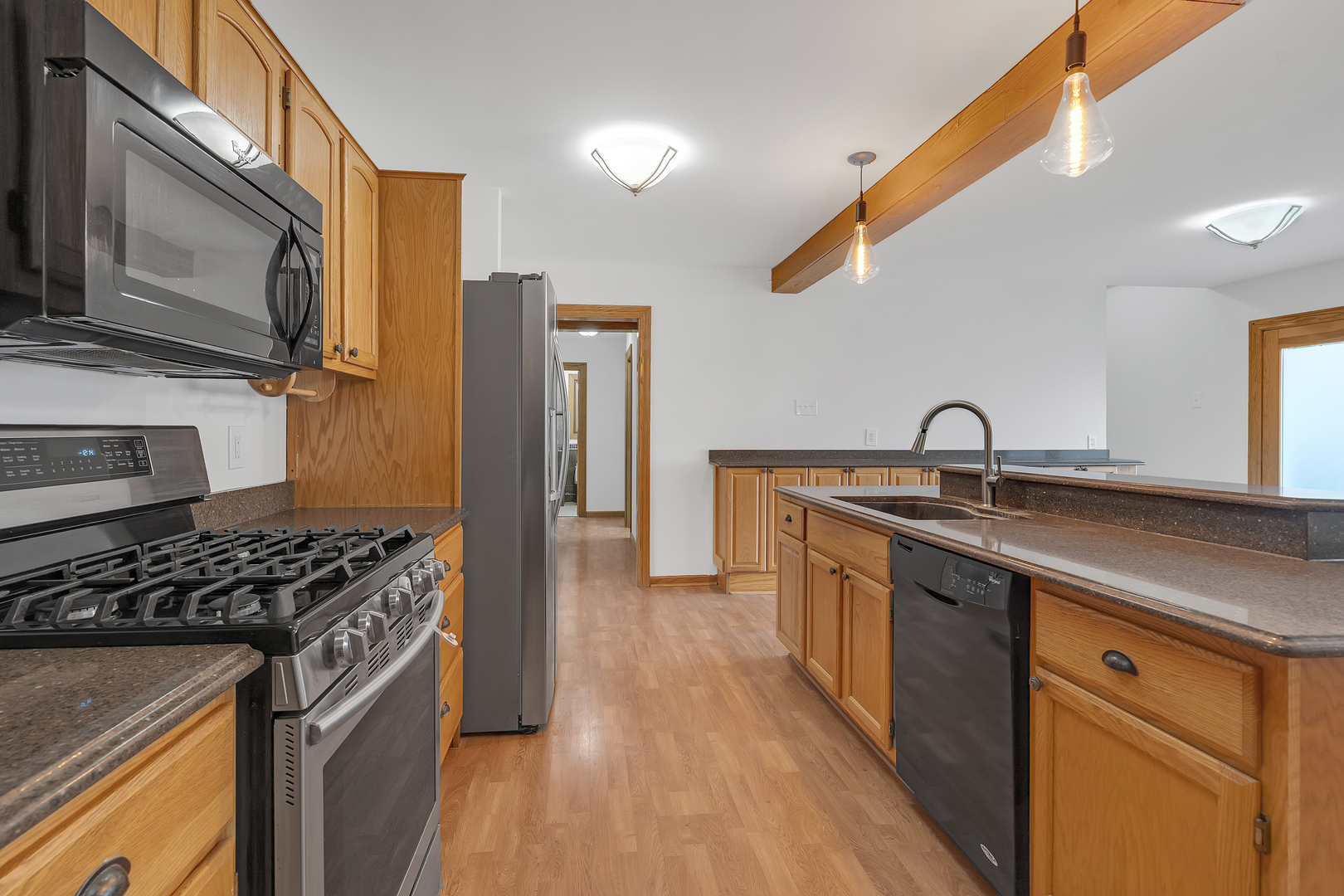 27514 N Forest Garden Road, Wauconda, IL 60084