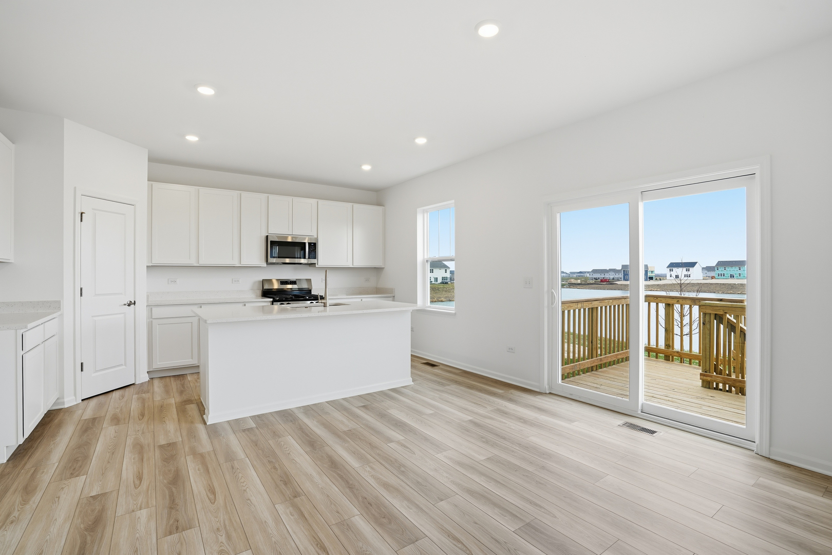 342 Danforth Drive, Oswego, IL 60543