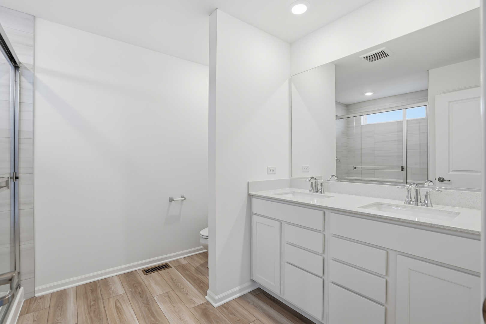 342 Danforth Drive, Oswego, IL 60543