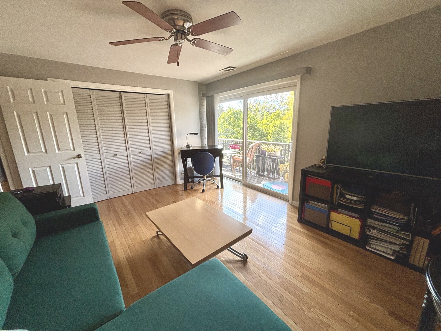 1847 Tanglewood Drive #3B, Glenview, IL 60025