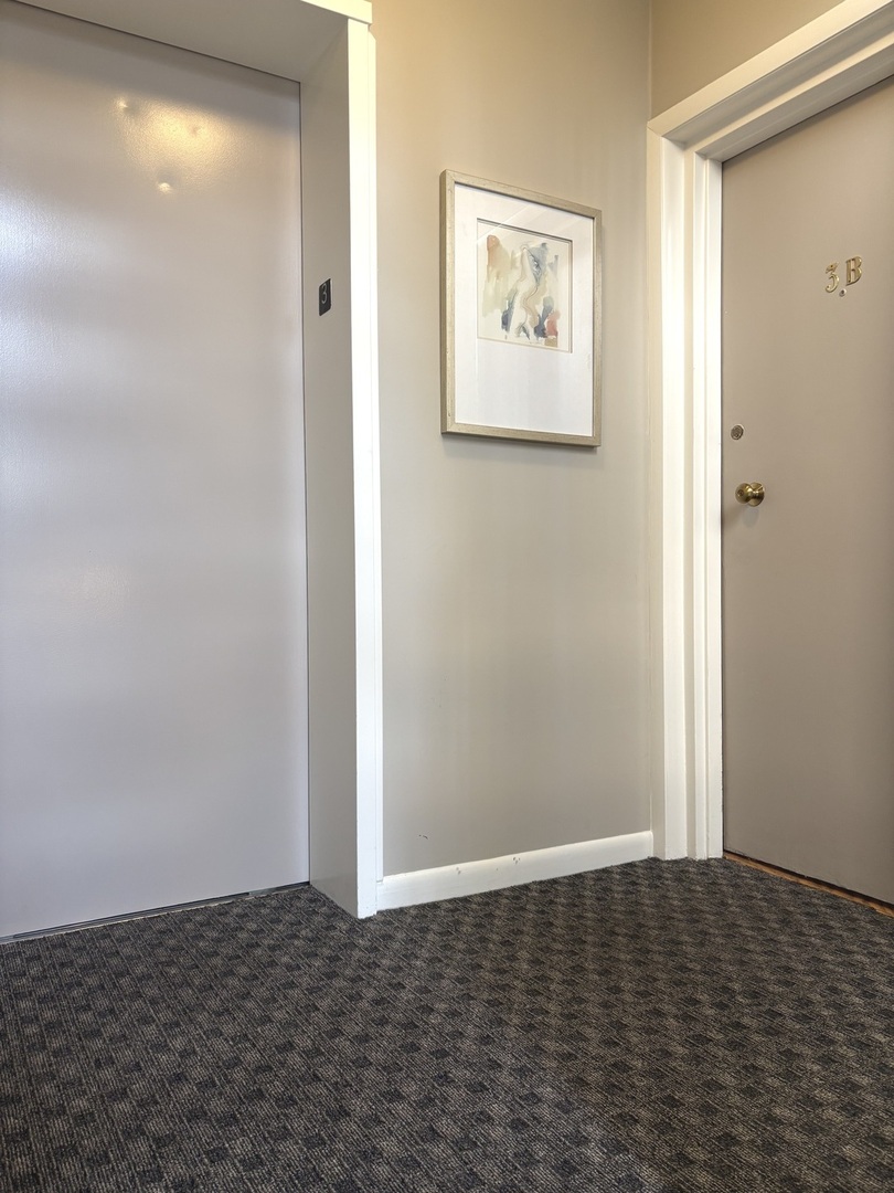 1847 Tanglewood Drive #3B, Glenview, IL 60025