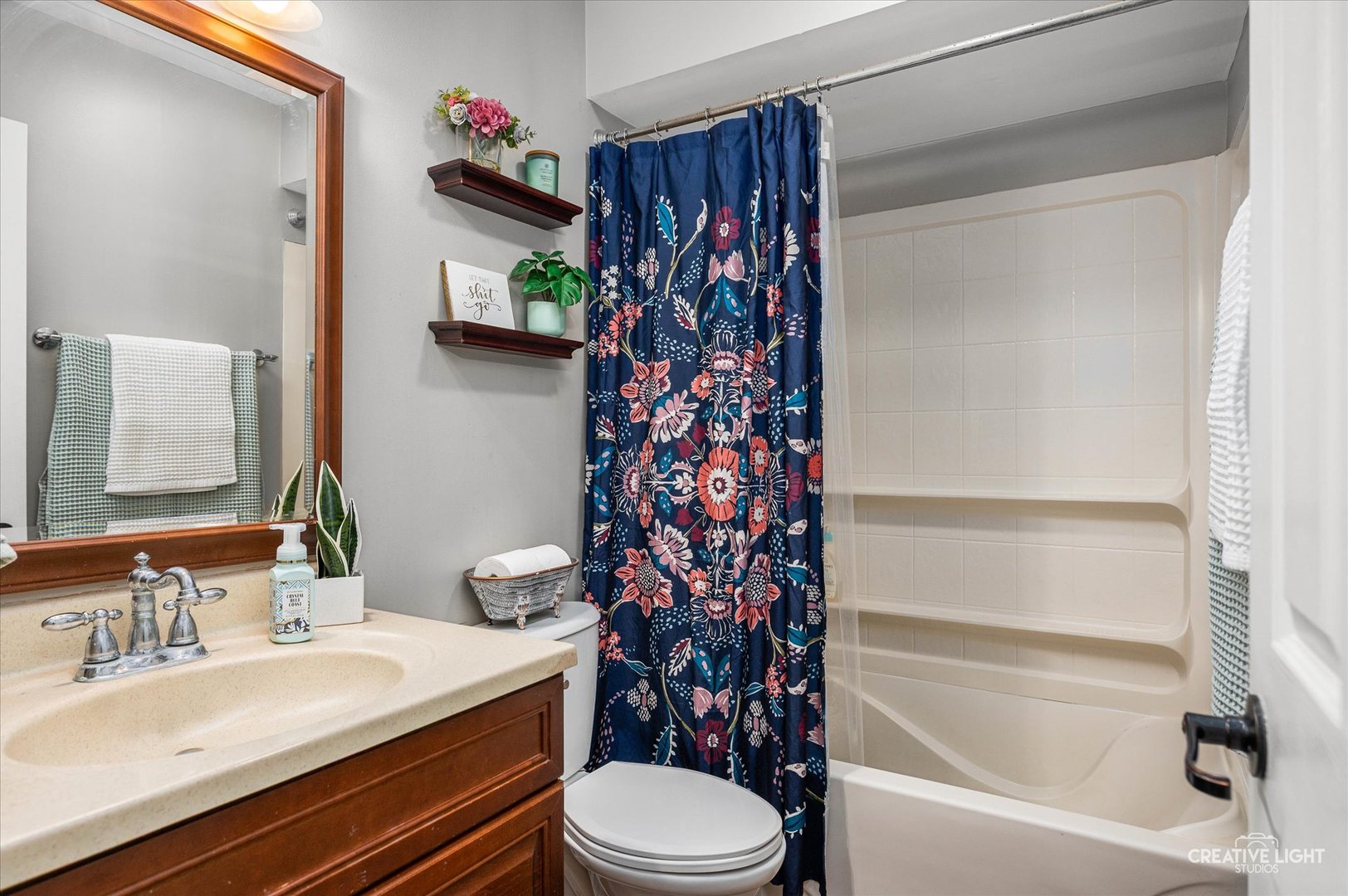 123 Heritage Drive, Minooka, IL 60447