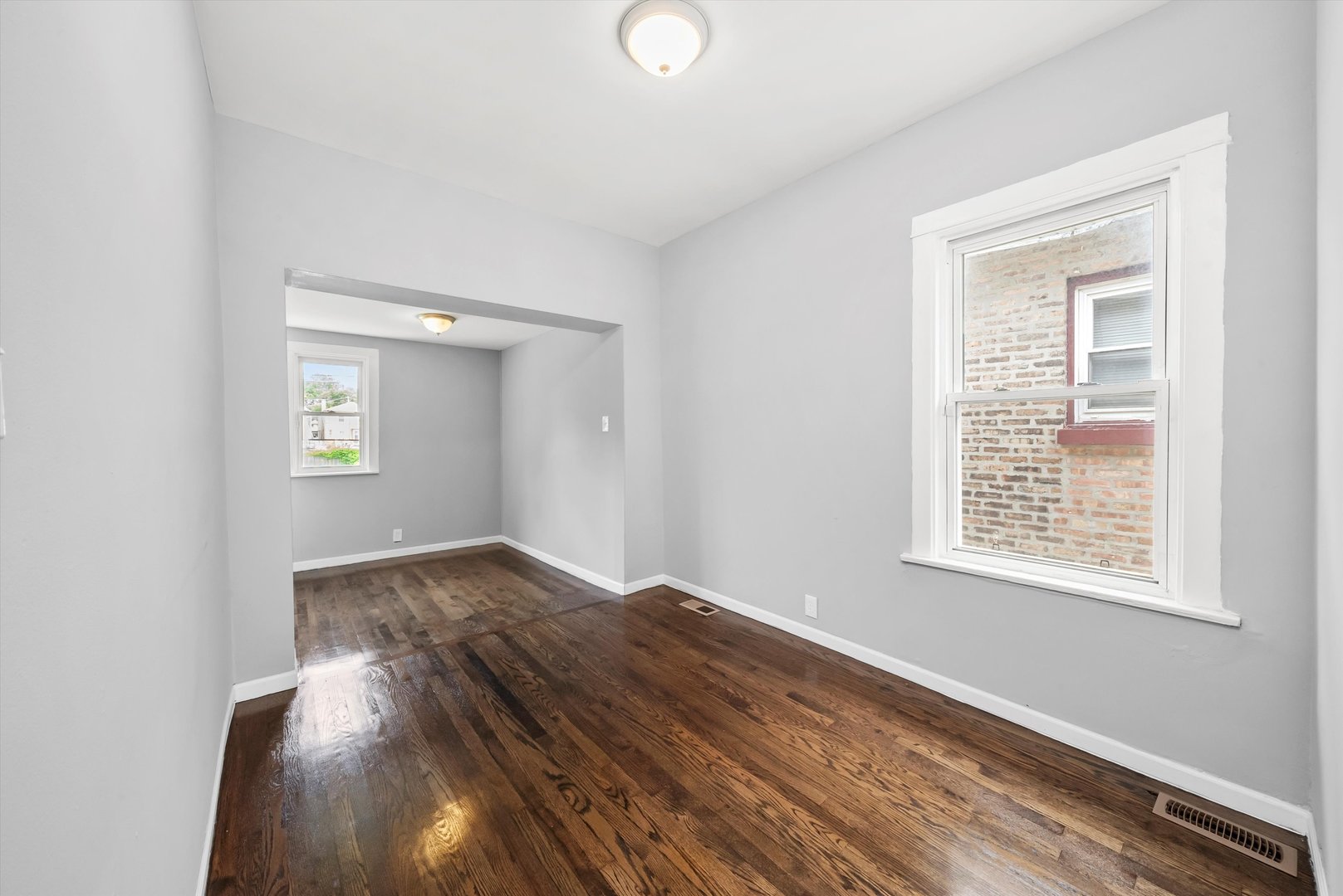 8627 S Essex Avenue, Chicago, IL 60617
