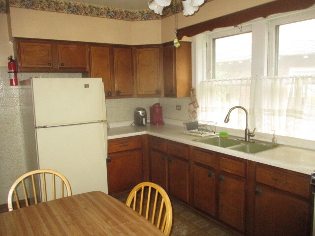 2509 W Morse Avenue, Chicago, IL 60645