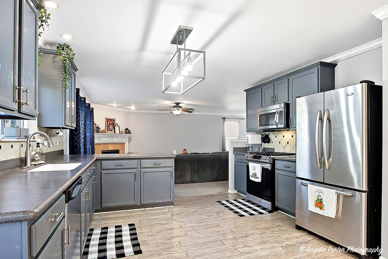 336 Hawthorn Lane, Antioch, IL 60002