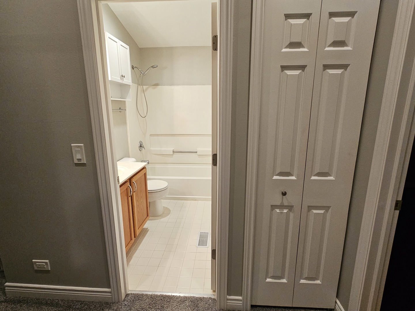 413 Stevens Court, Grayslake, IL 60030