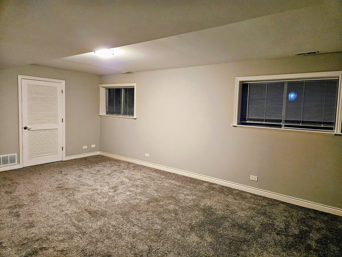 413 Stevens Court, Grayslake, IL 60030