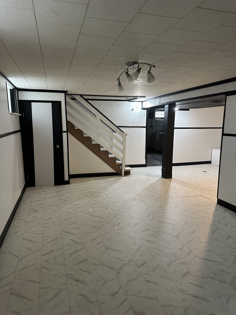 208 27th Avenue, Bellwood, IL 60104